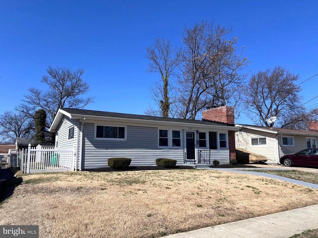 2615 BOONES LN, District Heights, MD 20747