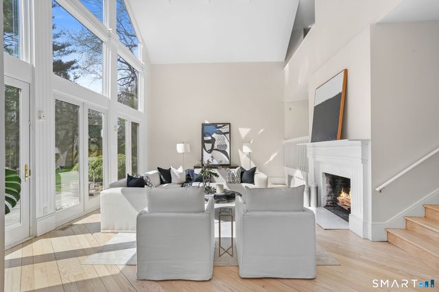32 Buttonball Lane, Weston, CT 06883