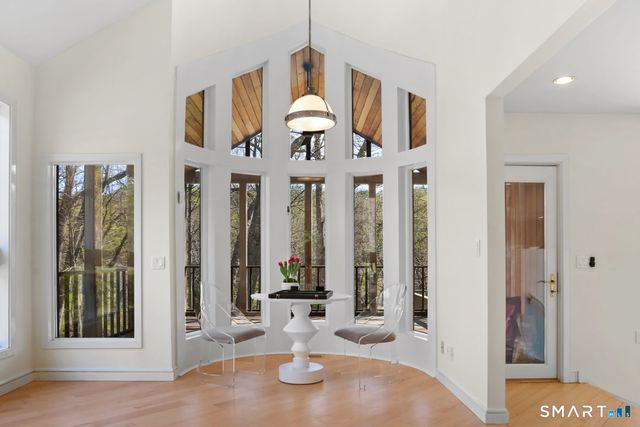 32 Buttonball Lane, Weston, CT 06883