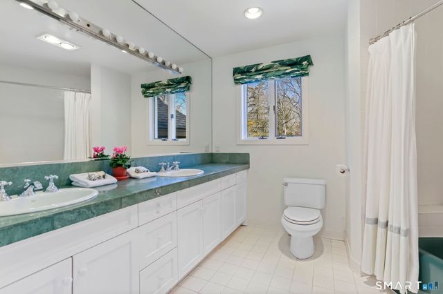 32 Buttonball Lane, Weston, CT 06883
