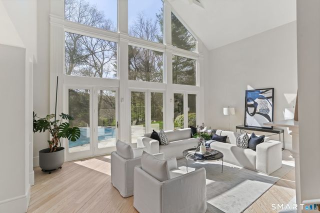 32 Buttonball Lane, Weston, CT 06883