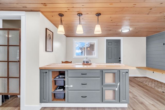 5873 N Cemetery Road, Cass City, MI 48726