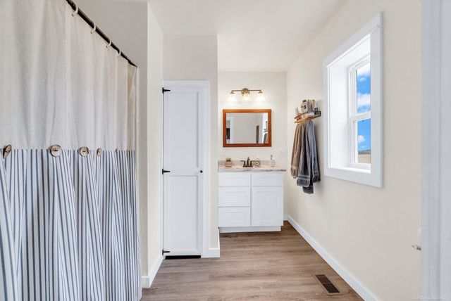 5873 N Cemetery Road, Cass City, MI 48726