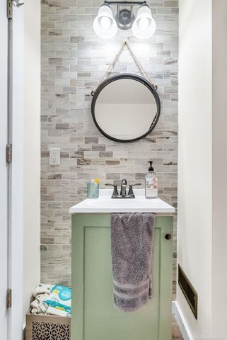 5873 N Cemetery Road, Cass City, MI 48726