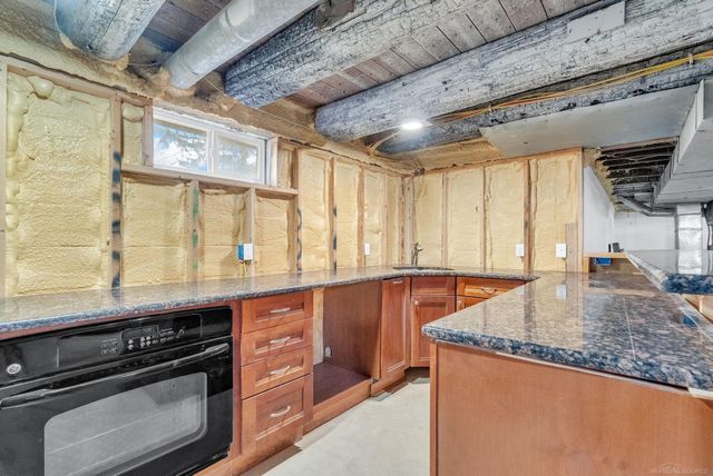 5873 N Cemetery Road, Cass City, MI 48726