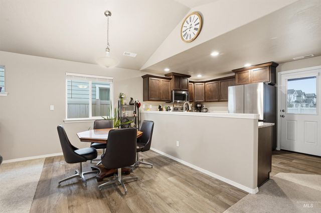 3337 NW 13th Ave, Meridian, ID 83646