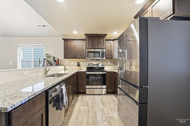 3337 NW 13th Ave, Meridian, ID 83646