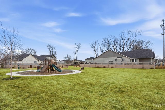 3337 NW 13th Ave, Meridian, ID 83646