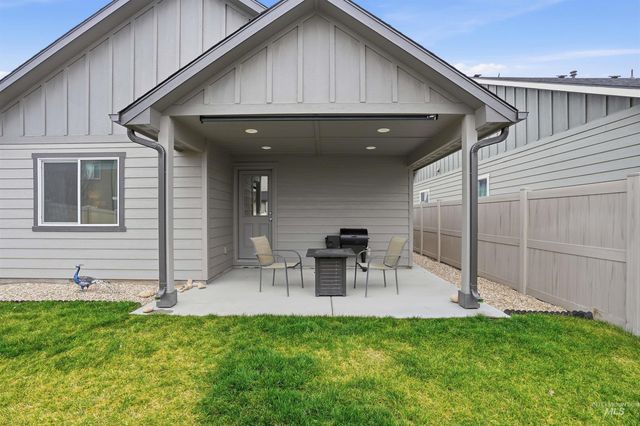 3337 NW 13th Ave, Meridian, ID 83646