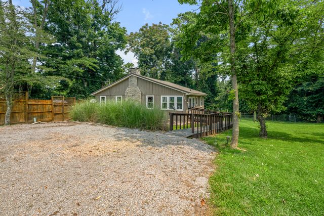 220 Kennedy Lane, Lancaster, KY 40444