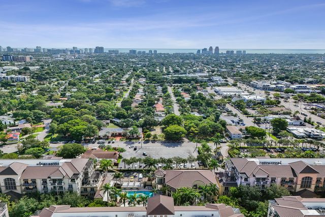 2633 NE 14th Avenue 103, Wilton Manors, FL 33334