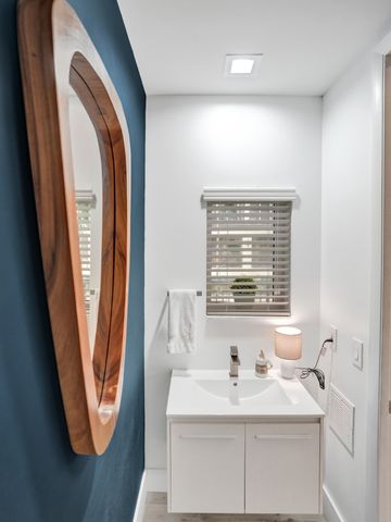 2633 NE 14th Avenue 103, Wilton Manors, FL 33334