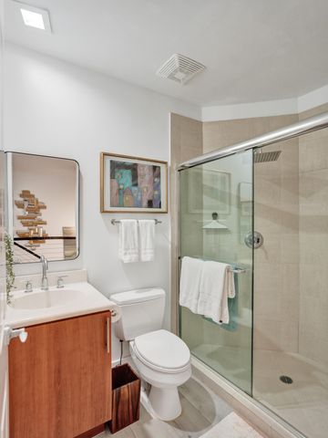 2633 NE 14th Avenue 103, Wilton Manors, FL 33334