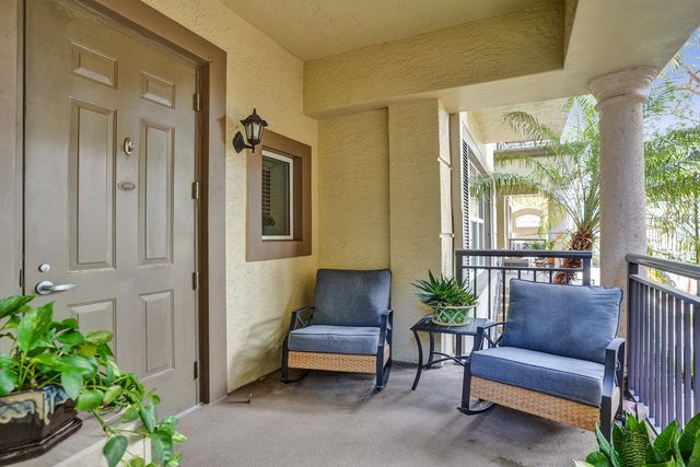 2633 NE 14th Avenue 103, Wilton Manors, FL 33334