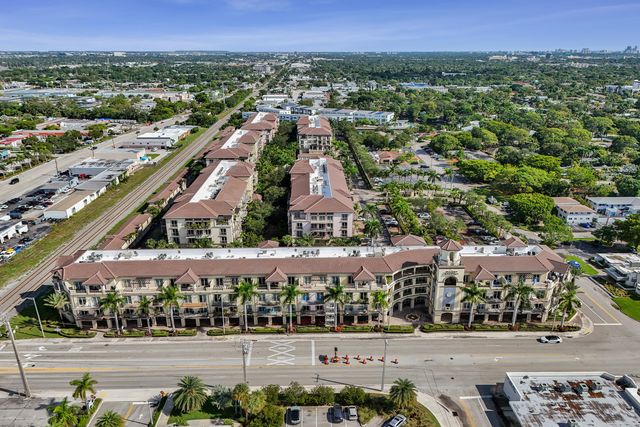 2633 NE 14th Avenue 103, Wilton Manors, FL 33334