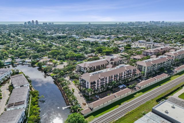 2633 NE 14th Avenue 103, Wilton Manors, FL 33334