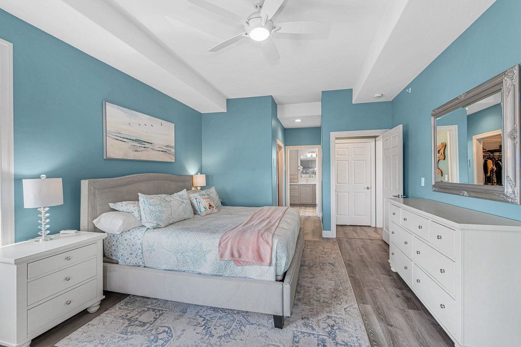 Image 17 of property listing at 22 K St Apt 301, Hampton, NH 03842