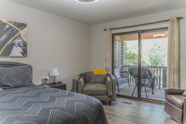 26 Reddina Lane, Hot Springs Village, AR 71909