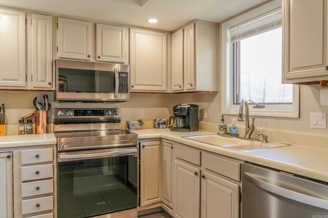 26 Reddina Lane, Hot Springs Village, AR 71909