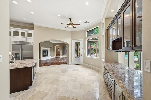 20814 Kings Crown Court, Humble, TX 77346