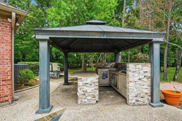 20814 Kings Crown Court, Humble, TX 77346