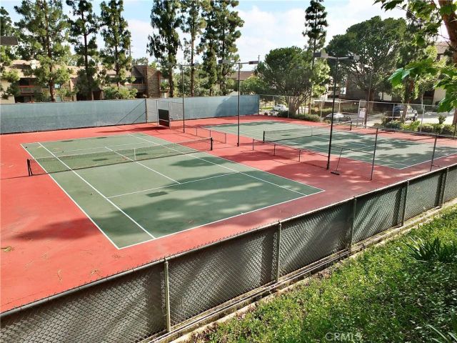 2510 E Willow 102, Signal Hill, CA 90755