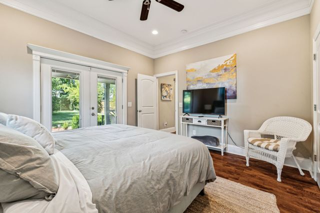 1823 3rd Ave, N, Nashville, TN 37208