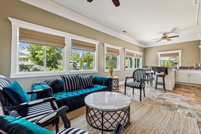 1823 3rd Ave, N, Nashville, TN 37208
