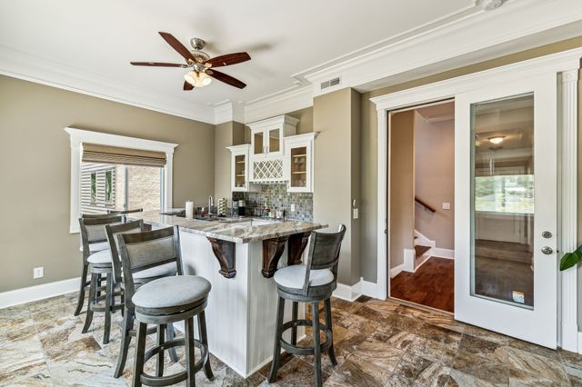1823 3rd Ave, N, Nashville, TN 37208