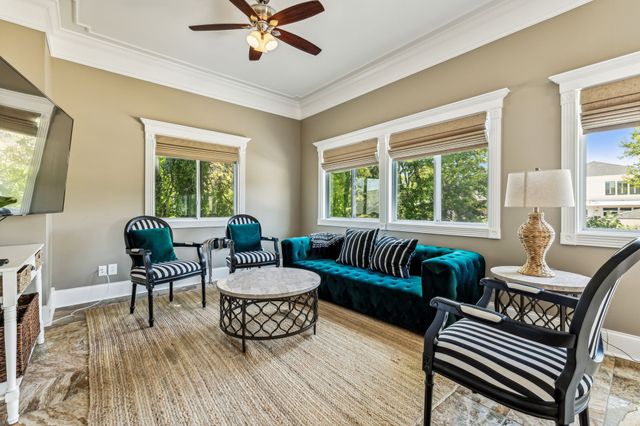 1823 3rd Ave, N, Nashville, TN 37208