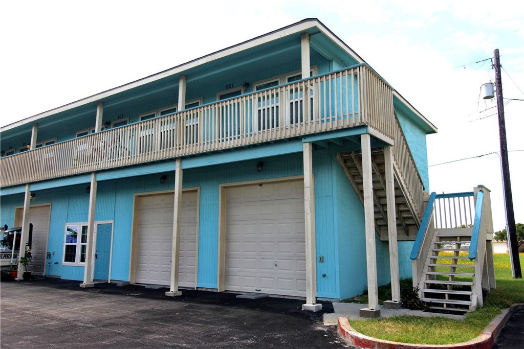 1809 Hillcrest 501, Rockport, TX 78382 — exterior