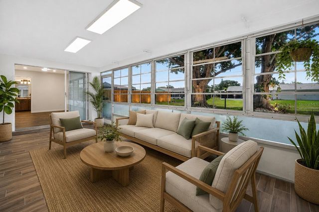 430 SUNNYSIDE DRIVE, Venice, FL 34293