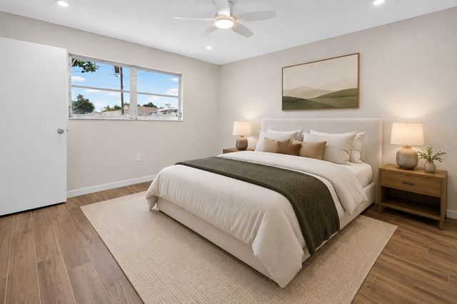 430 SUNNYSIDE DRIVE, Venice, FL 34293