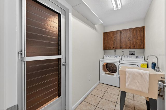 430 SUNNYSIDE DRIVE, Venice, FL 34293