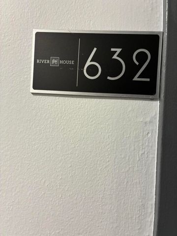 8900 E Jefferson Avenue 632, Detroit, MI 48214