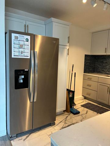 8900 E Jefferson Avenue 632, Detroit, MI 48214