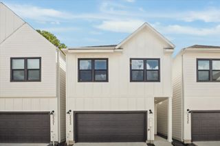 2333 Hoskins Drive, Houston, TX 77080