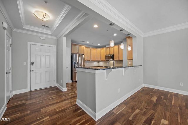 10410 Rosegate Court 201, Raleigh, NC 27617