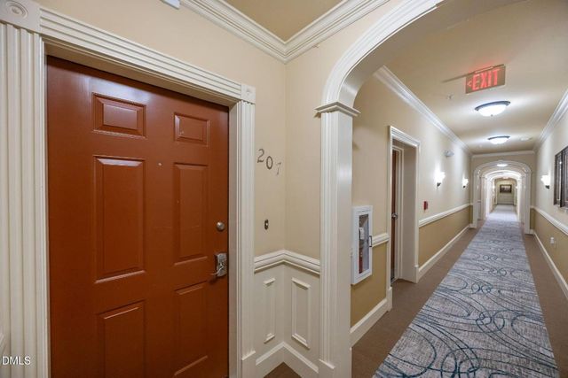 10410 Rosegate Court 201, Raleigh, NC 27617