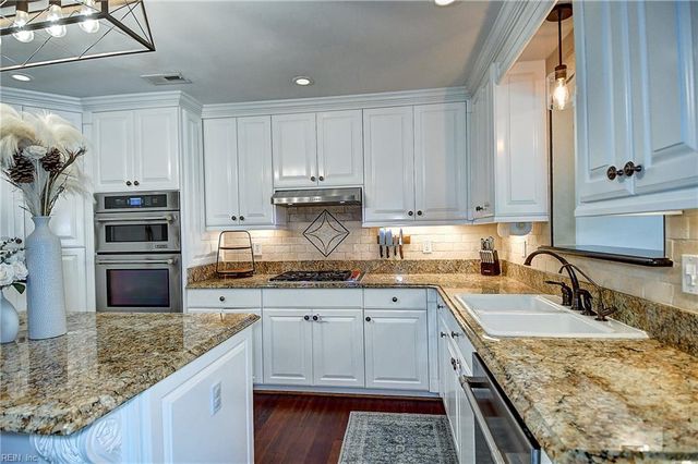 2472 Las Brisas DR, Virginia Beach, VA 23456