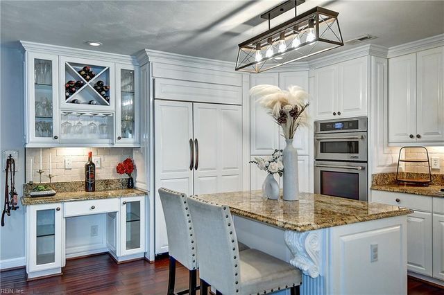 2472 Las Brisas DR, Virginia Beach, VA 23456