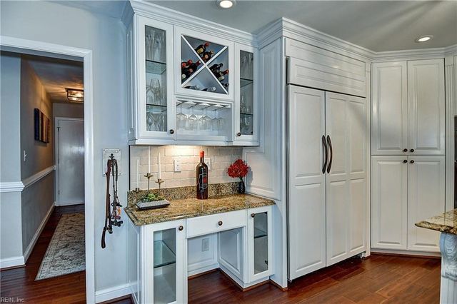 2472 Las Brisas DR, Virginia Beach, VA 23456
