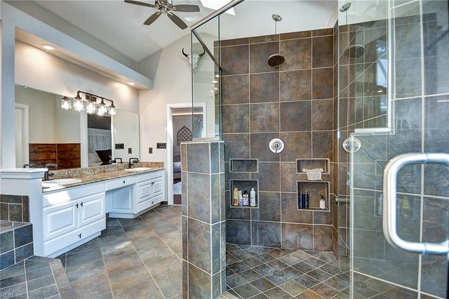 2472 Las Brisas DR, Virginia Beach, VA 23456