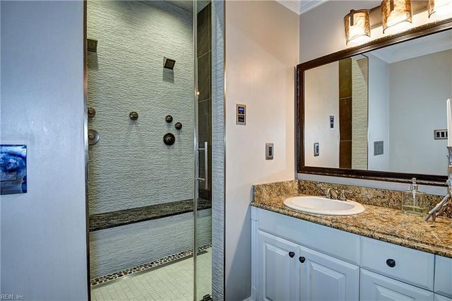 2472 Las Brisas DR, Virginia Beach, VA 23456