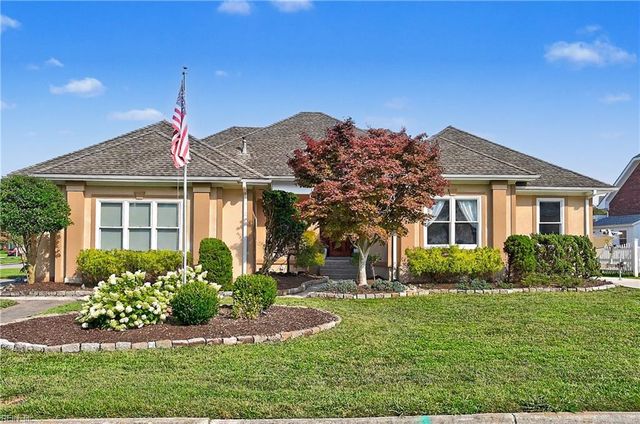 2472 Las Brisas DR, Virginia Beach, VA 23456