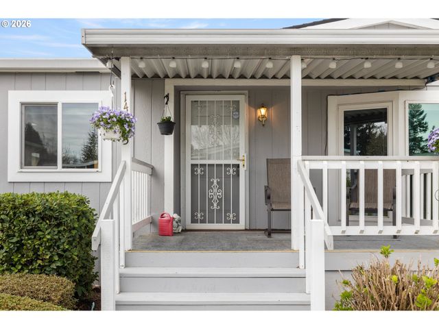 14933 S FOX POINTE Dr 316, Oregon City, OR 97045