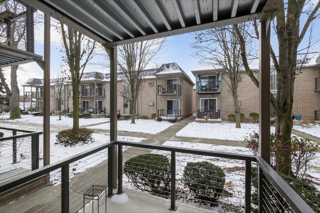 1723 E 14 Mile Road B, Birmingham, MI 48009