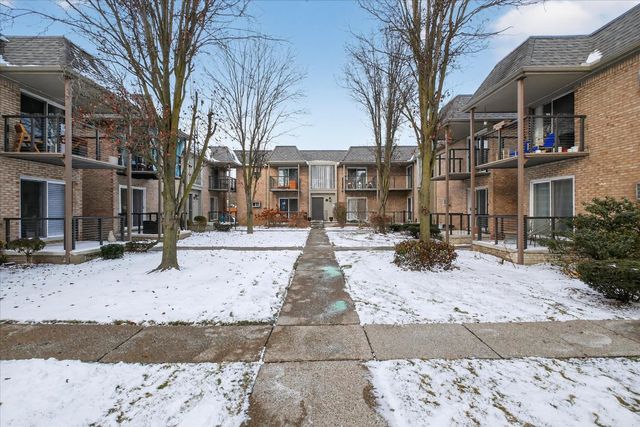 1723 E 14 Mile Road B, Birmingham, MI 48009