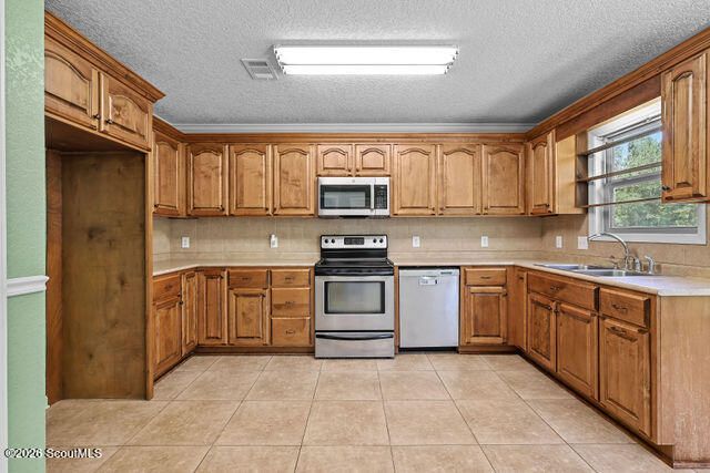 11 Box Call Trail, Brunswick, GA 31525