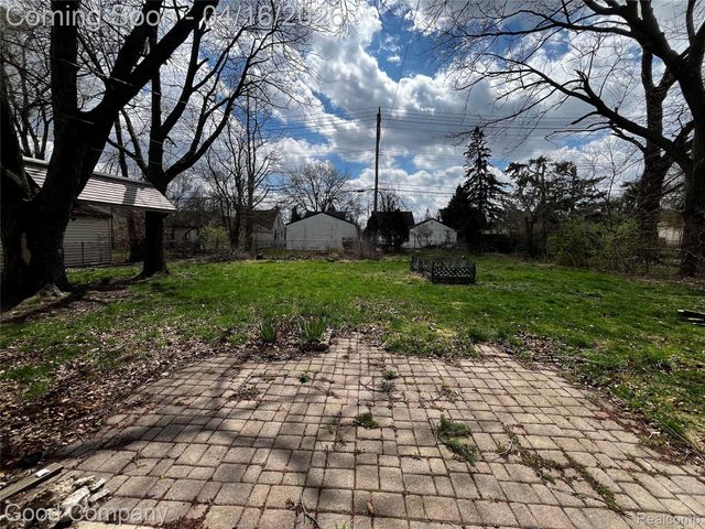 24809 Hickory Street, Dearborn, MI 48124